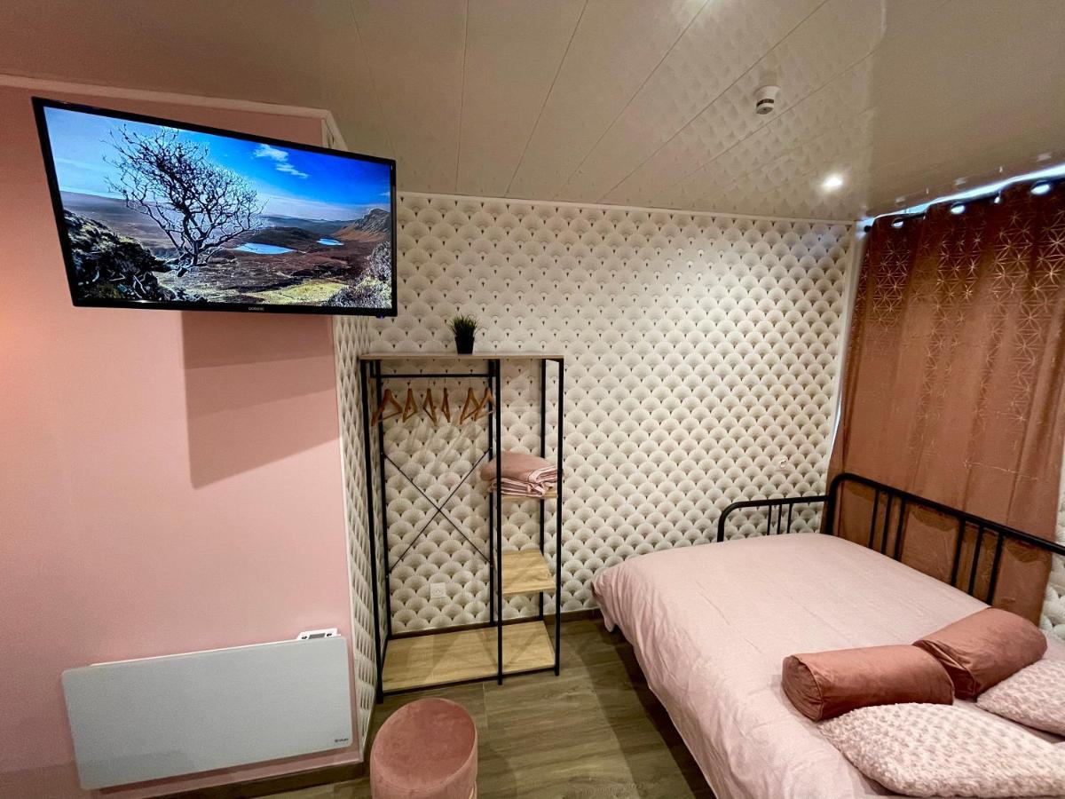 Capstay Color Valenciennes & Netflix Trith-Saint-Leger Esterno foto