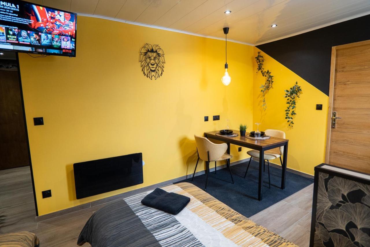 Capstay Color Valenciennes & Netflix Trith-Saint-Leger Esterno foto
