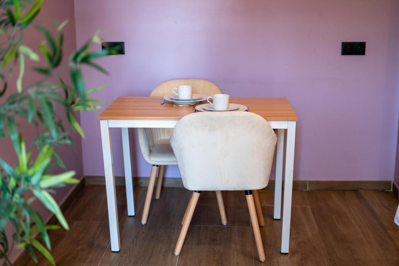 Capstay Color Valenciennes & Netflix Trith-Saint-Leger Esterno foto